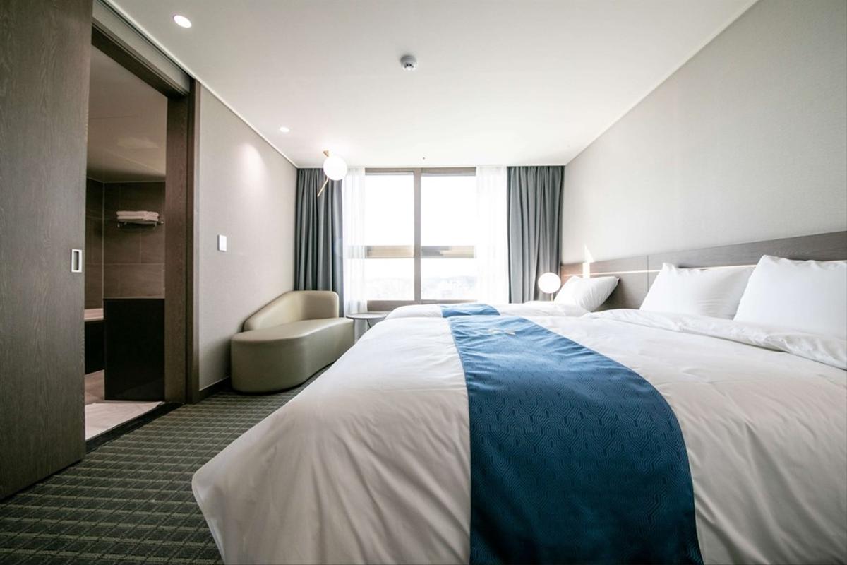 מלון ג'ינג'ו Golden Tulip Essential Namgang מראה חיצוני תמונה