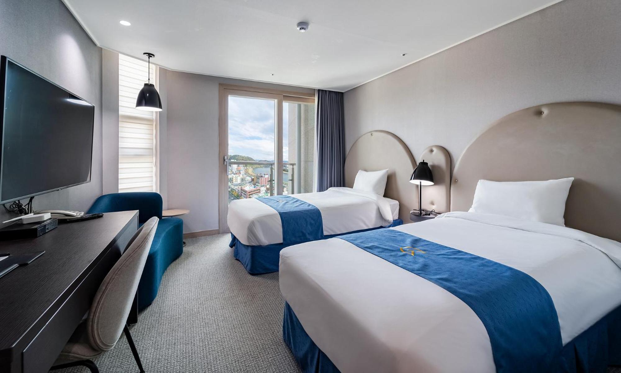 מלון ג'ינג'ו Golden Tulip Essential Namgang מראה חיצוני תמונה