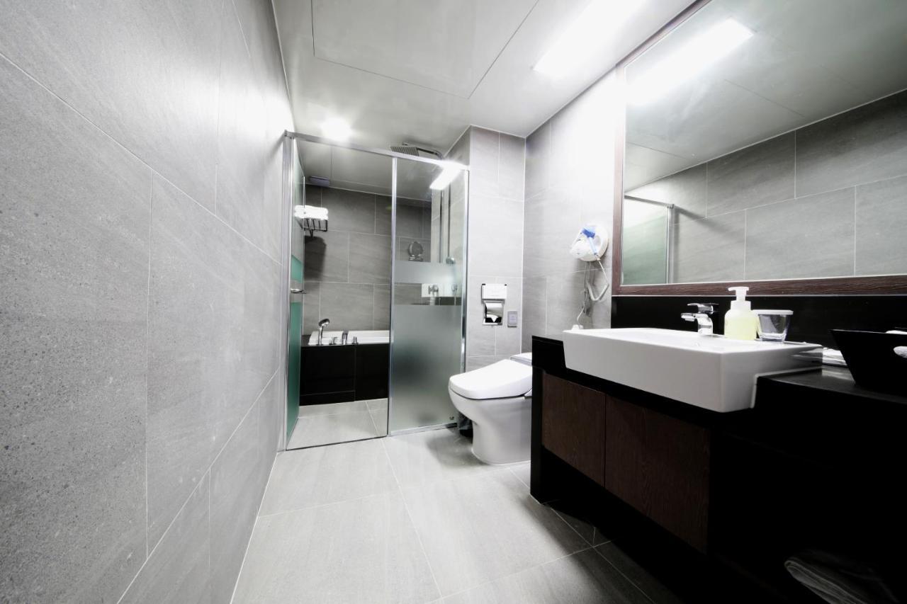 מלון ג'ינג'ו Golden Tulip Essential Namgang מראה חיצוני תמונה